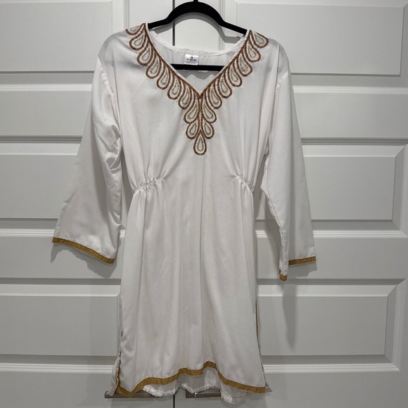 Laleela Other - NWOT Beach Coverup white and gold OS